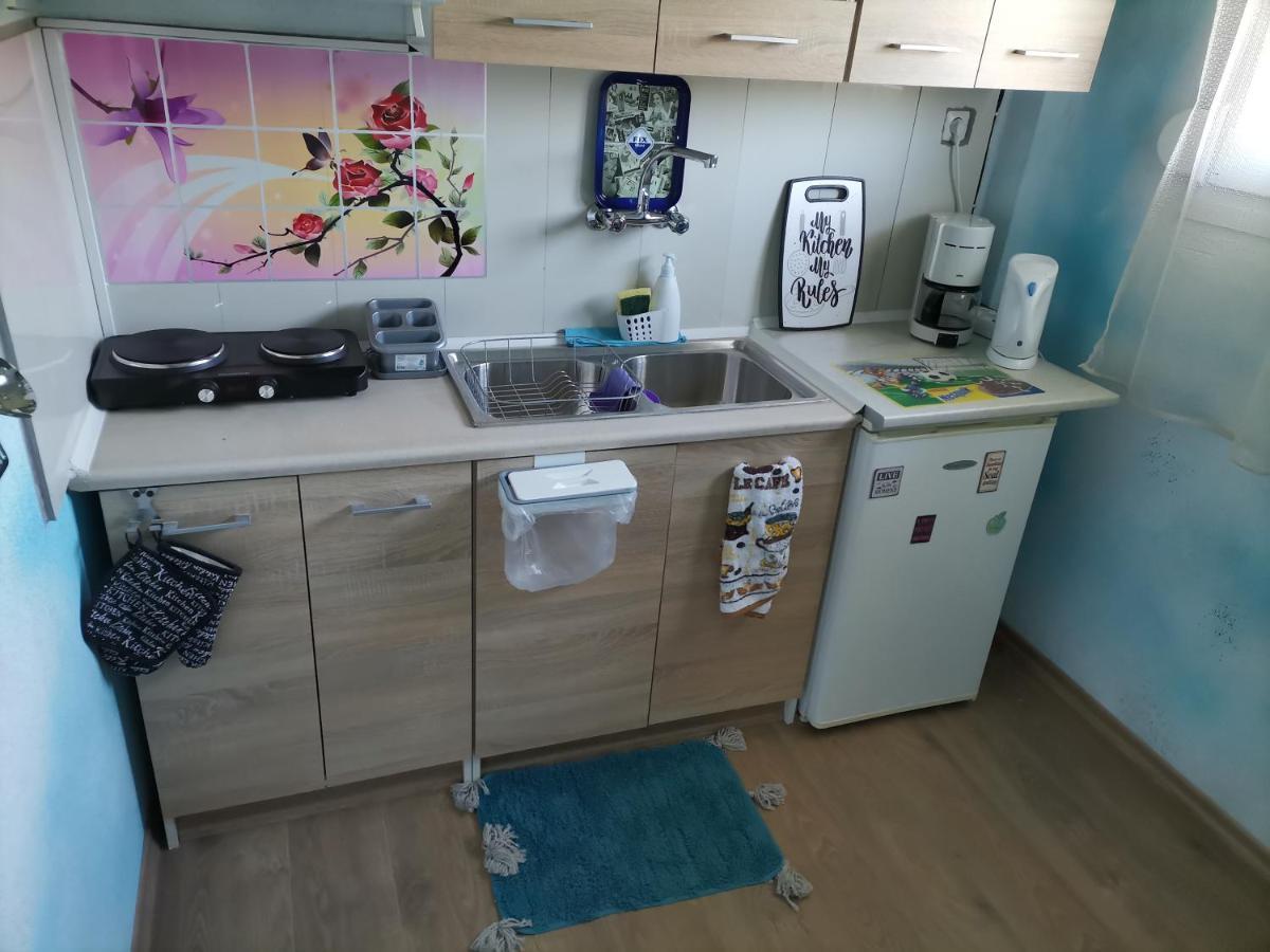Frasta'S Rose Appartement Plaka  Buitenkant foto
